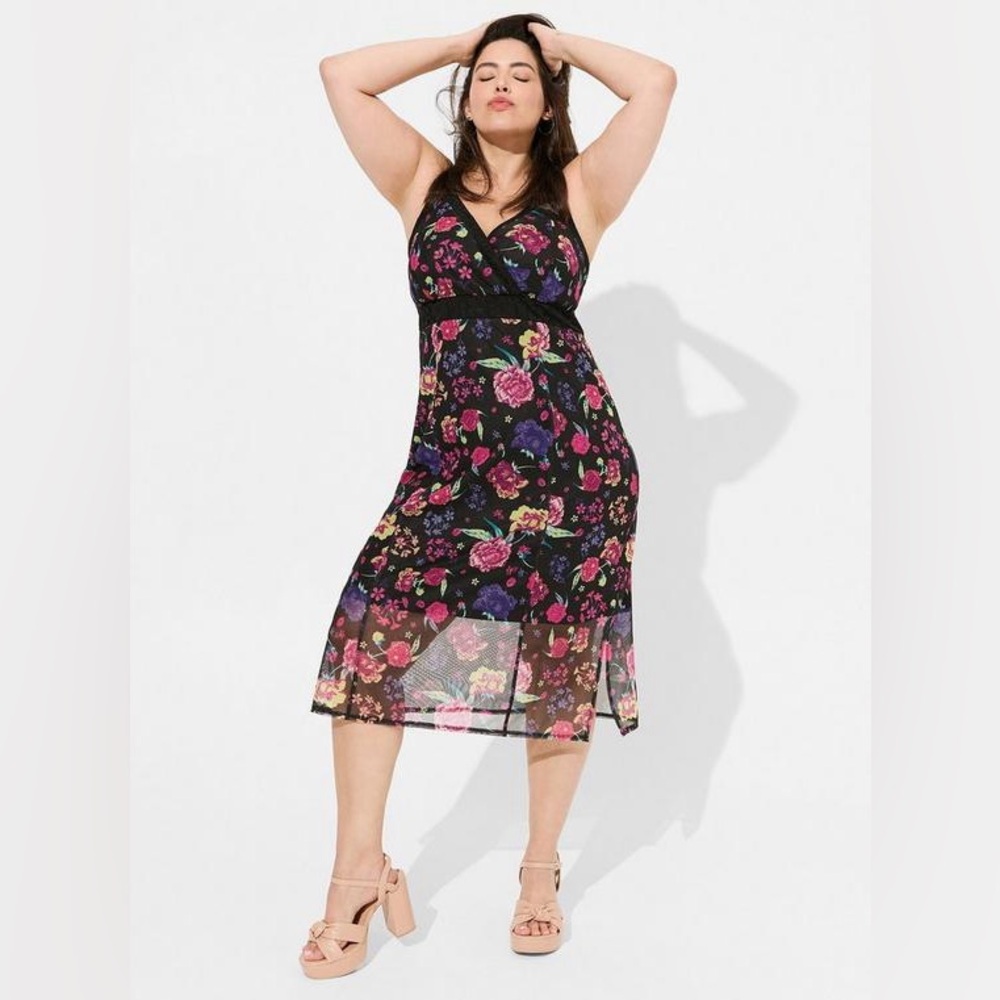 Torrid Black Floral Midi Dress